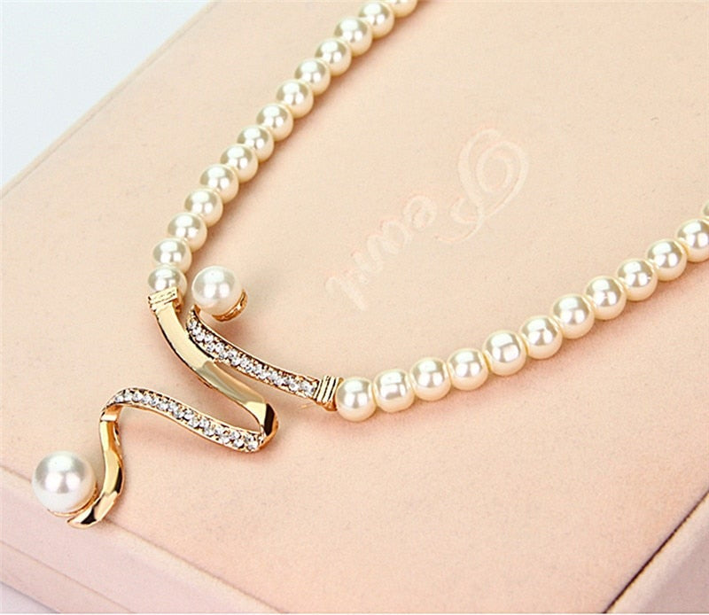Natural Pearl Set