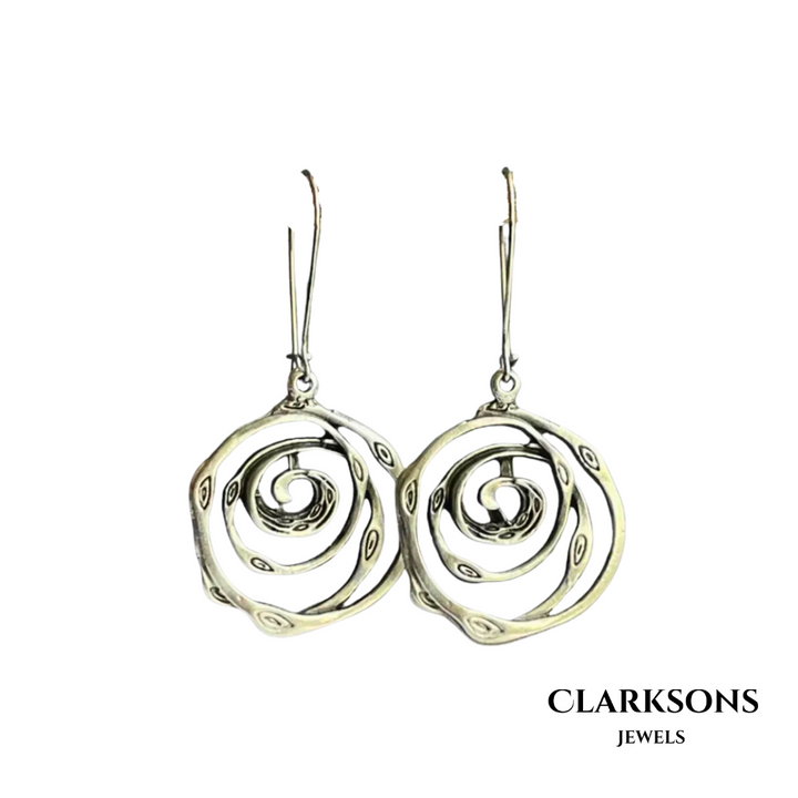 Megan | Vintage Silver Maze Earrings