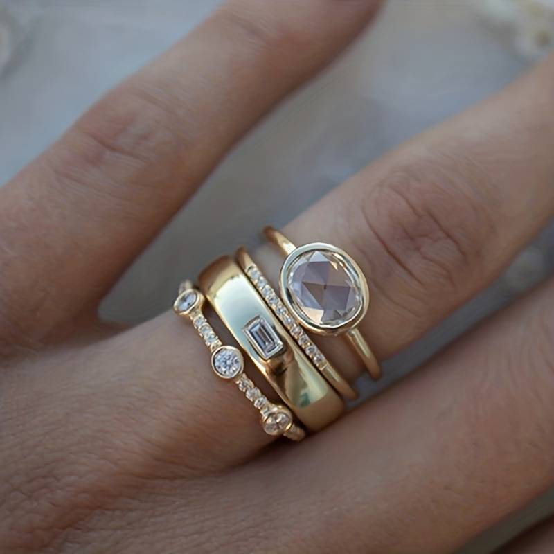 Lily - Classic Gold Vintage Ring Collection