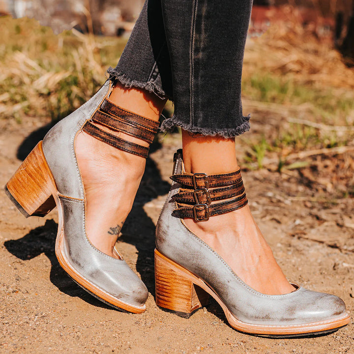 Opal | Timeless Vintage Pumps