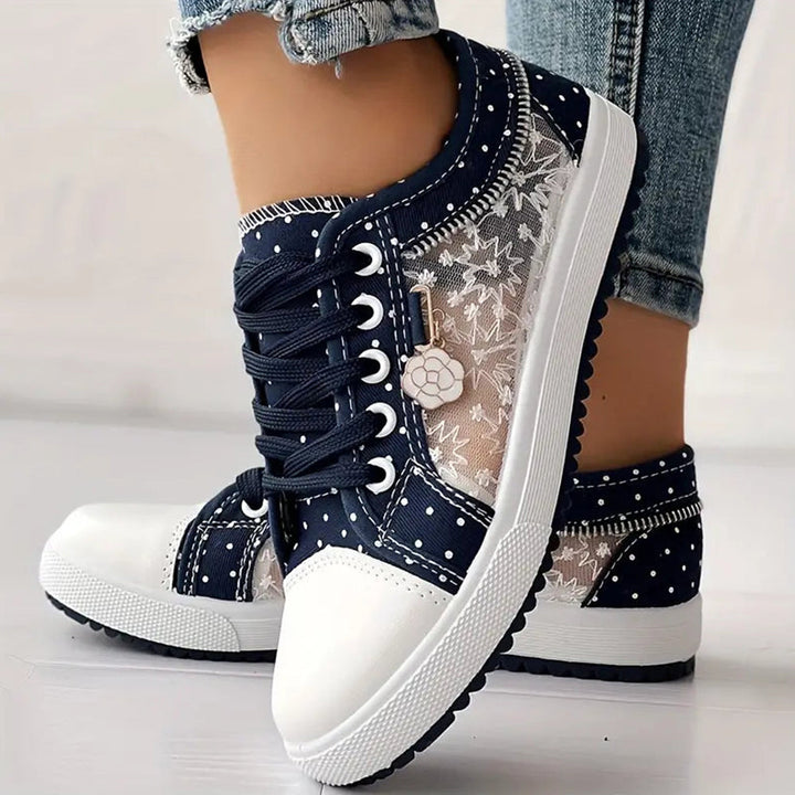 Eva | Stylish Lace-Up Sneakers