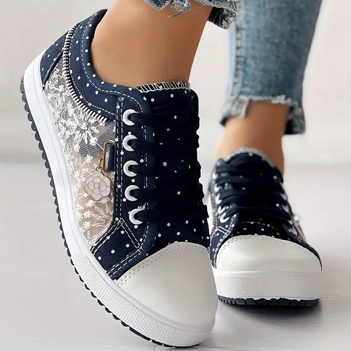 Eva | Stylish Lace-Up Sneakers
