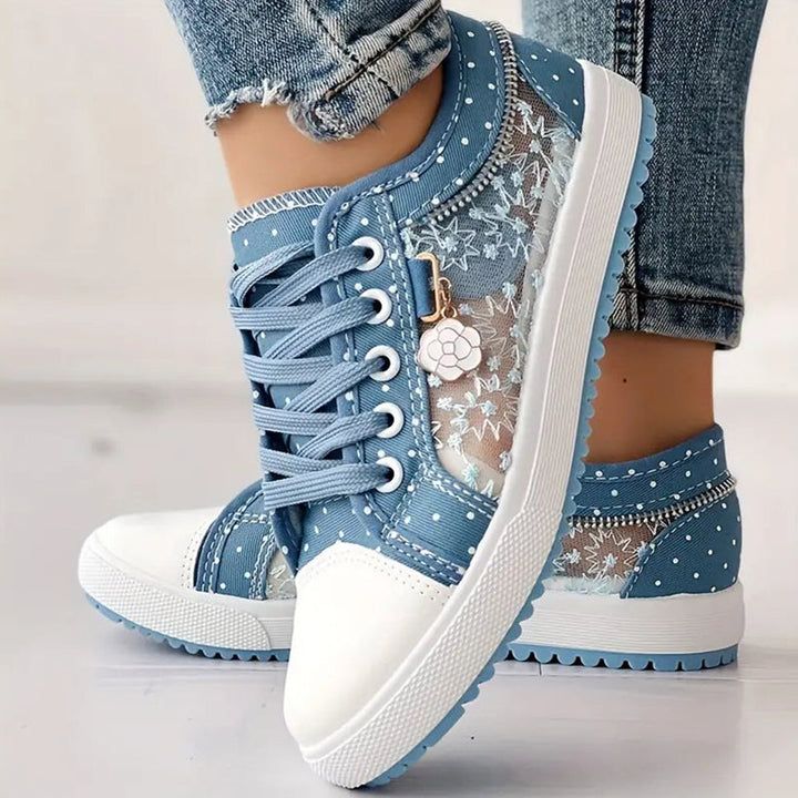 Eva | Stylish Lace-Up Sneakers