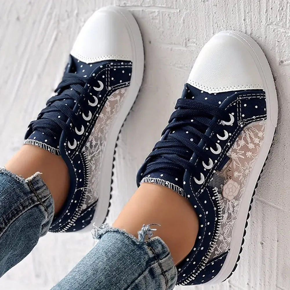 Eva | Stylish Lace-Up Sneakers