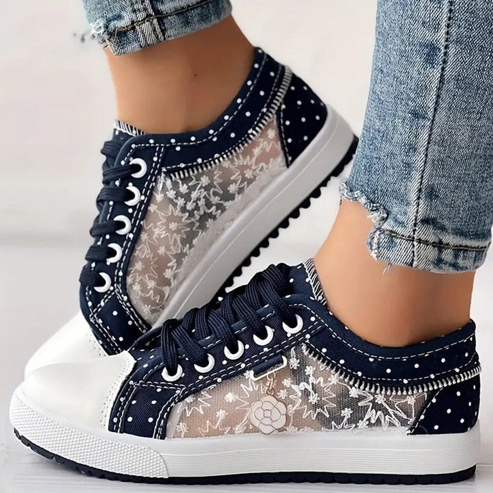 Eva | Stylish Lace-Up Sneakers