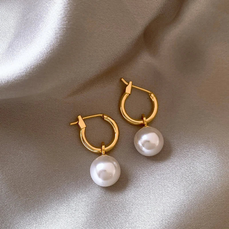 Tiesha | Elegant Gold Pearl Earrings